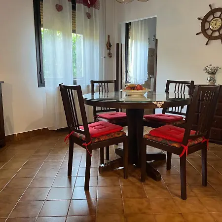 Holiday home Annamaria *
