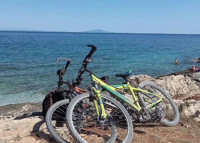 Vikendica Annamaria *