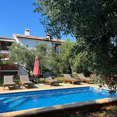 Holiday home Annamaria Pula