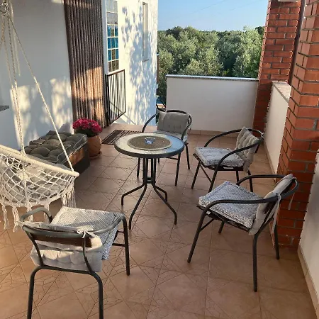 Holiday home Annamaria Pula